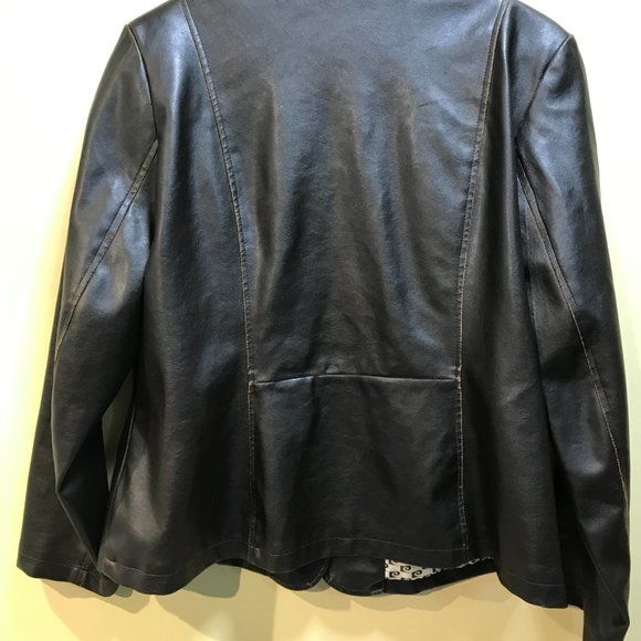 Pierre Cardin espresso leather  jacket size 1x chest 46"  raw edge look - Picture 4 of 5